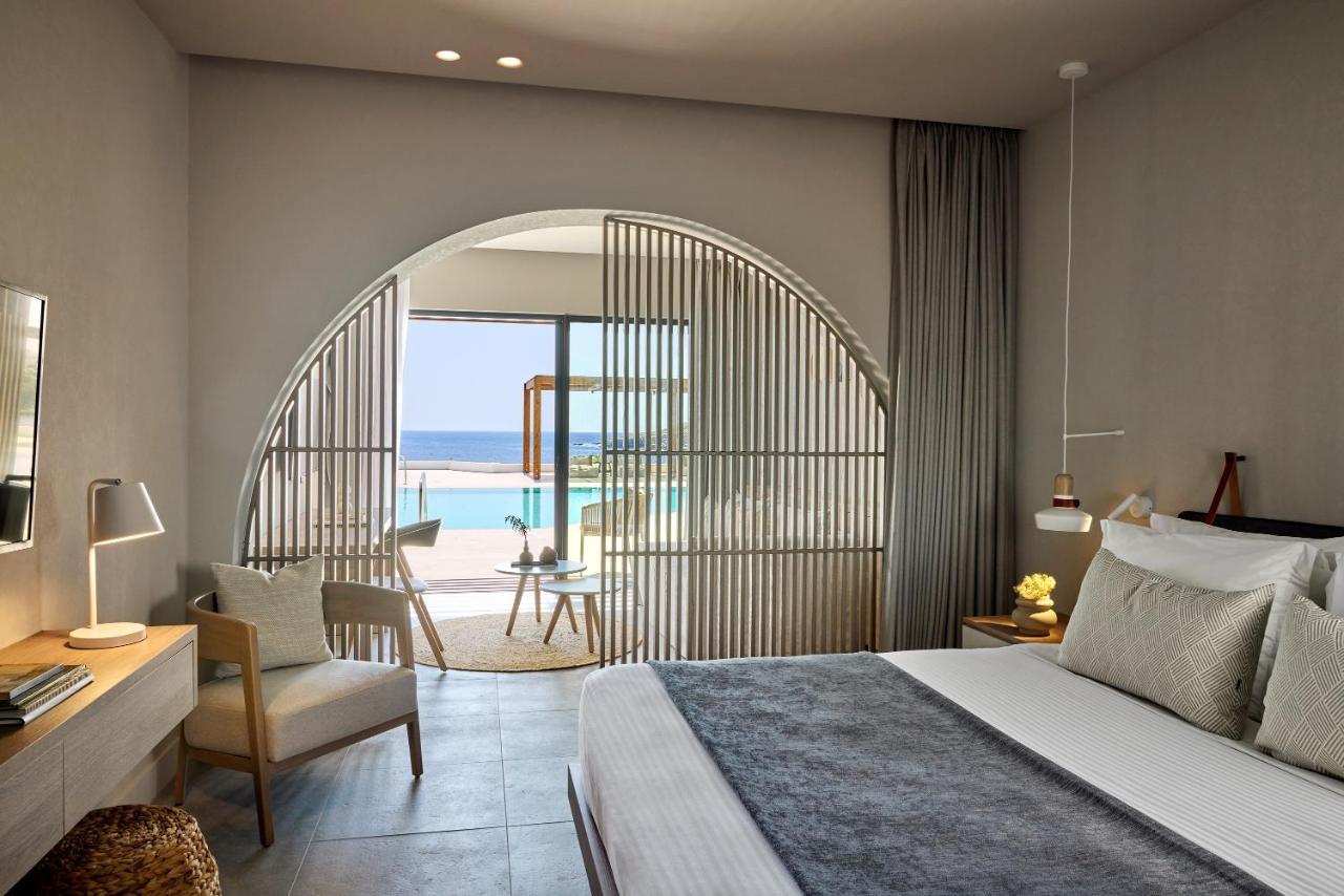 Elissa Adults-only Lifestyle